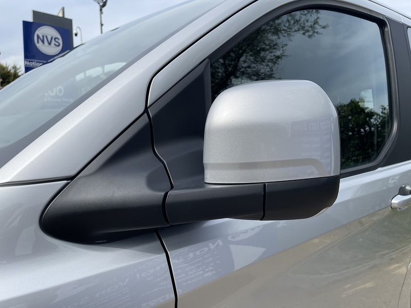 Ford Tourneo Custom 2.0 320 EcoBlue Titanium Luxe L1 Euro 6 (s/s) 5dr - U842