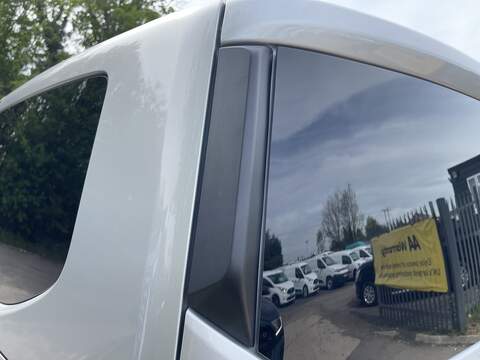 Ford Tourneo Custom 2.0 320 EcoBlue Titanium Luxe L1 Euro 6 (s/s) 5dr - U842