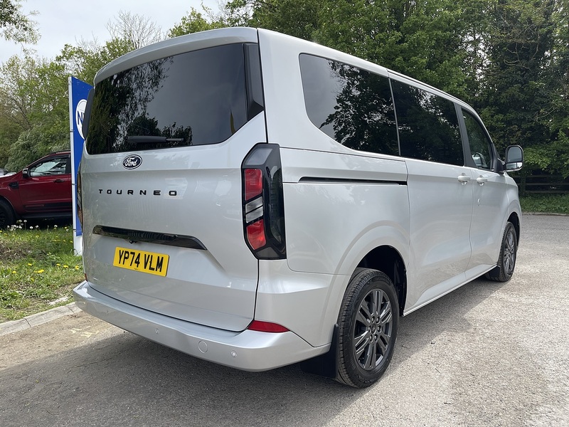 Ford Tourneo Custom 2.0 320 EcoBlue Titanium Luxe L1 Euro 6 (s/s) 5dr - U842