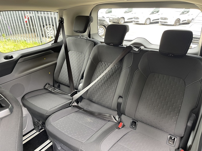 Ford Tourneo Custom 2.0 320 EcoBlue Titanium Luxe L1 Euro 6 (s/s) 5dr - U842