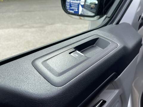 Ford Tourneo Custom 2.0 320 EcoBlue Titanium Luxe L1 Euro 6 (s/s) 5dr - U842
