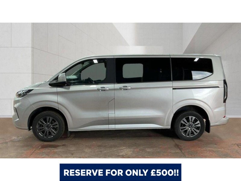 Ford Tourneo Custom Tourneo Custom Titanium Luxe Minibus 1 Manual Diesel - U842