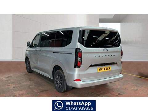 Ford Tourneo Custom Tourneo Custom Titanium Luxe Minibus 1 Manual Diesel - U842