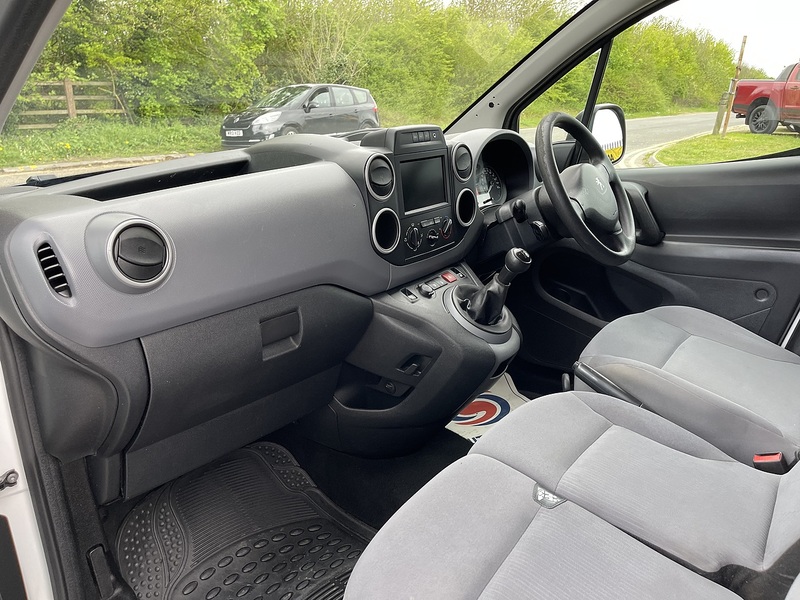 Peugeot Partner 1.6 BlueHDi 854 Professional L1 5dr - U844