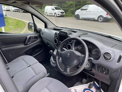 Peugeot Partner 1.6 BlueHDi 854 Professional L1 5dr - U844