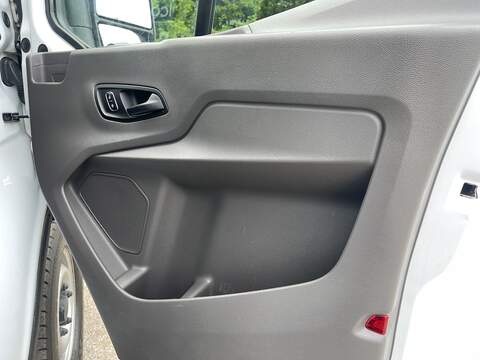 Ford Transit 2.0 350 EcoBlue Leader Crew Van Double Cab 6dr Diesel Manual RWD L3 H2 Euro 6 (s/s) (130 ps) - U845