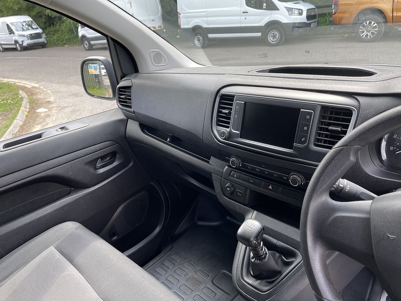 Vauxhall Vivaro 1.5 Turbo D 2900 Prime Panel Van 6dr Diesel Manual L2 H1 Euro 6 (s/s) (100 ps) - U846