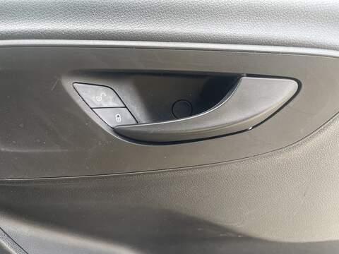 Mercedes-Benz Sprinter Luton 315CDI PROGRESSIVE 3.5T E6 L3 - U852