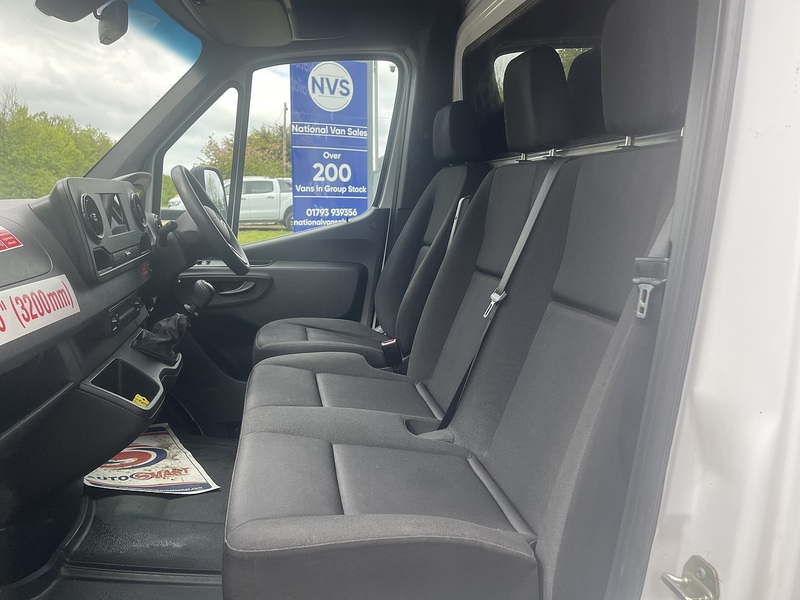 Mercedes-Benz Sprinter Luton 315CDI PROGRESSIVE 3.5T E6 L3 - U852