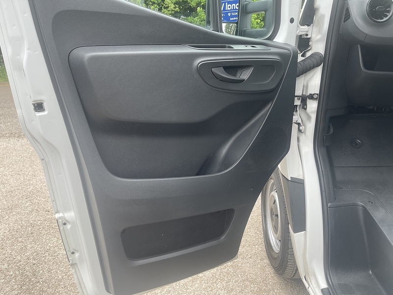Mercedes-Benz Sprinter Luton 315CDI PROGRESSIVE 3.5T E6 L3 - U852