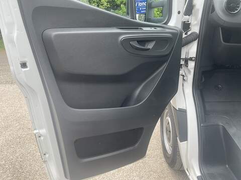 Mercedes-Benz Sprinter Luton 315CDI PROGRESSIVE 3.5T E6 L3 - U852