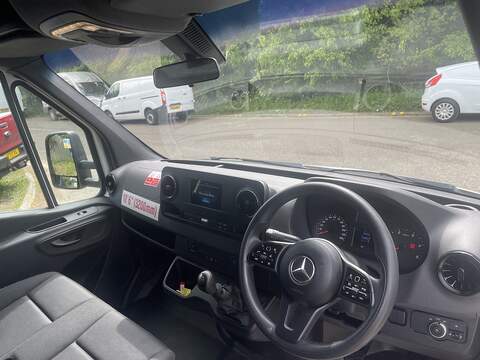 Mercedes-Benz Sprinter Luton 315CDI PROGRESSIVE 3.5T E6 L3 - U852
