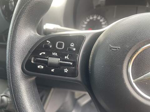 Mercedes-Benz Sprinter Luton 315CDI PROGRESSIVE 3.5T E6 L3 - U852