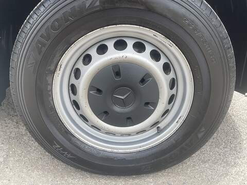Mercedes-Benz Sprinter Luton 315CDI PROGRESSIVE 3.5T E6 L3 - U852