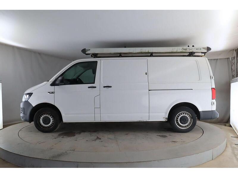 Volkswagen Transporter 2.0 TDI T32 BlueMotion Tech Startline FWD LWB Euro 6 (s/s) 5dr - U853