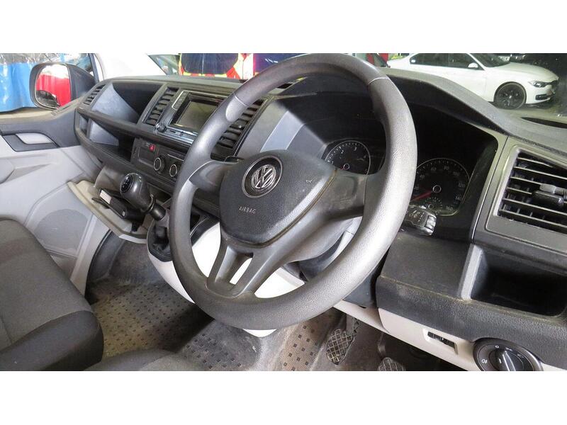 Volkswagen Transporter 2.0 TDI T32 BlueMotion Tech Startline FWD LWB Euro 6 (s/s) 5dr - U853