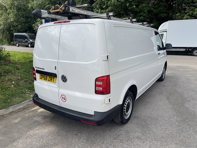 Volkswagen Transporter 2.0 TDI T32 BlueMotion Tech Startline FWD LWB Euro 6 (s/s) 5dr - U853