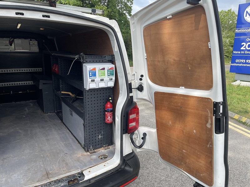 Volkswagen Transporter 2.0 TDI T32 BlueMotion Tech Startline FWD LWB Euro 6 (s/s) 5dr - U853