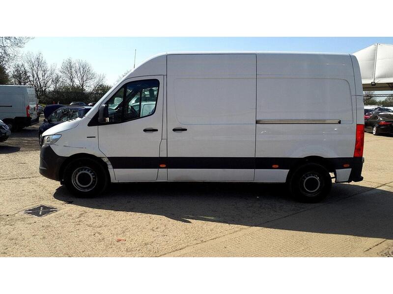 Mercedes-Benz eSprinter 55kWh Progressive Auto FWD L2 H2 5dr 20kW Charger - U854