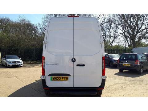 Mercedes-Benz eSprinter 55kWh Progressive Auto FWD L2 H2 5dr 20kW Charger - U854