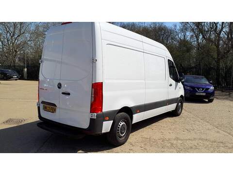 Mercedes-Benz eSprinter 55kWh Progressive Auto FWD L2 H2 5dr 20kW Charger - U854