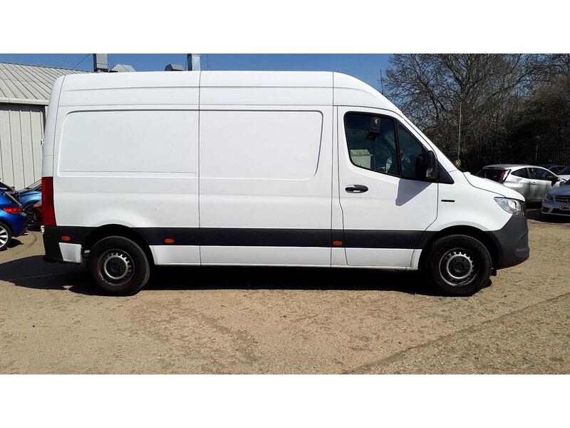 Mercedes-Benz eSprinter 55kWh Progressive Auto FWD L2 H2 5dr 20kW Charger - U854