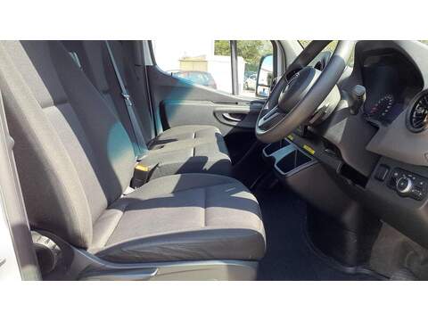 Mercedes-Benz eSprinter 55kWh Progressive Auto FWD L2 H2 5dr 20kW Charger - U854