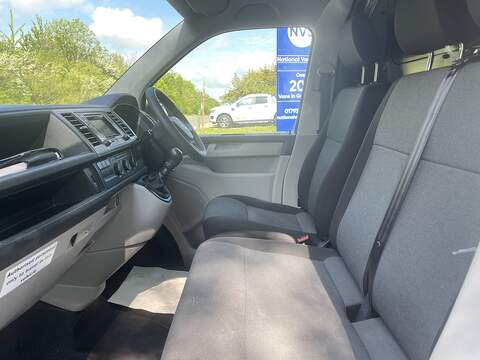 Volkswagen Transporter 2.0 TDI T32 BlueMotion Tech Startline FWD LWB Euro 6 (s/s) 5dr - U855