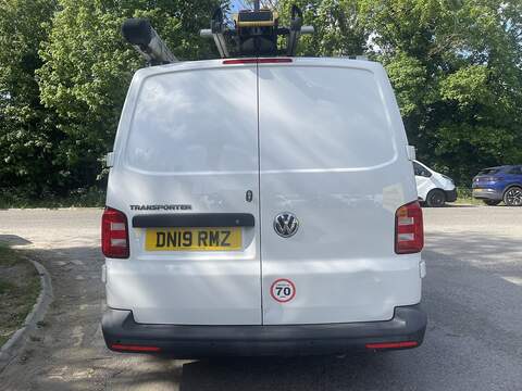 Volkswagen Transporter 2.0 TDI T32 BlueMotion Tech Startline FWD LWB Euro 6 (s/s) 5dr - U855