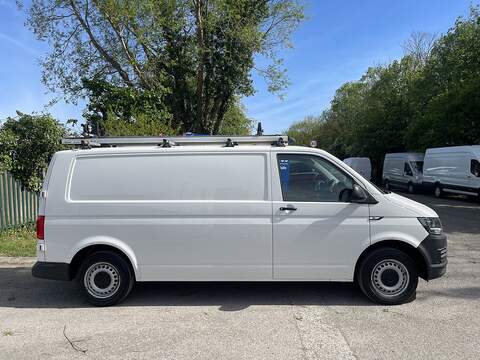 Volkswagen Transporter 2.0 TDI T32 BlueMotion Tech Startline FWD LWB Euro 6 (s/s) 5dr - U856