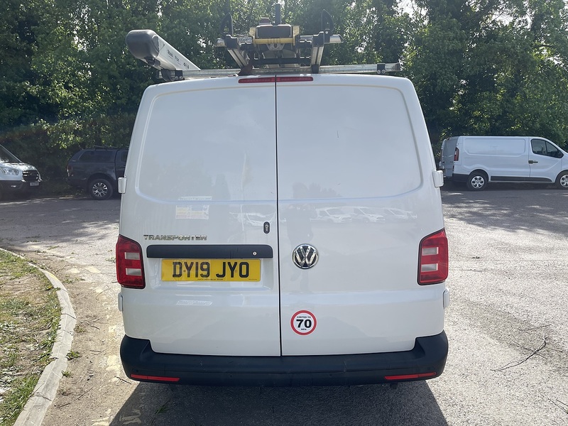 Volkswagen Transporter 2.0 TDI T32 BlueMotion Tech Startline FWD LWB Euro 6 (s/s) 5dr - U856