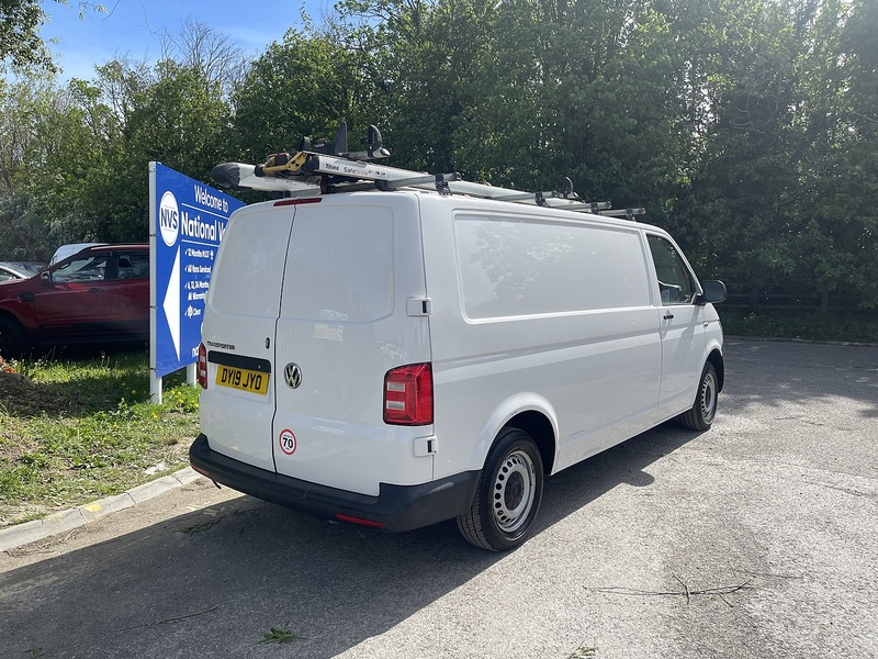 Volkswagen Transporter 2.0 TDI T32 BlueMotion Tech Startline FWD LWB Euro 6 (s/s) 5dr - U856
