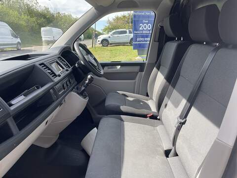 Volkswagen Transporter 2.0 TDI T32 BlueMotion Tech Startline FWD LWB Euro 6 (s/s) 5dr - U856