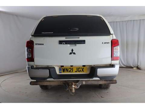 Mitsubishi L200 2.2 DI-D DC Barbarian 4WD Euro 6 (s/s) 4dr - U857
