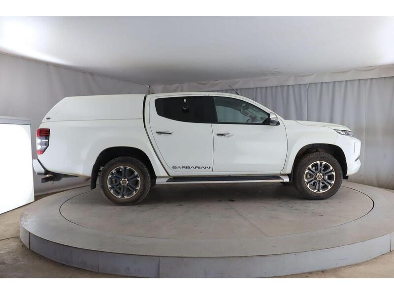 Mitsubishi L200 2.2 DI-D DC Barbarian 4WD Euro 6 (s/s) 4dr - U857