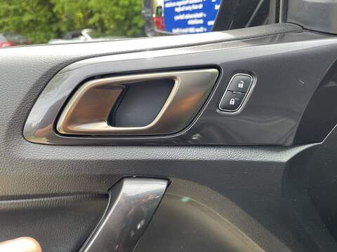 Ford Ranger 2.0 EcoBlue Wildtrak Pickup Double Cab 4dr Diesel Auto 4WD Euro 6 (s/s) (213 ps) - U860