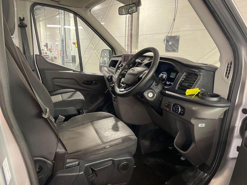Ford Transit 2.0 350 EcoBlue Leader Dropside 2dr Diesel Manual RWD L4 Euro 6 (s/s) (130 ps) - U863