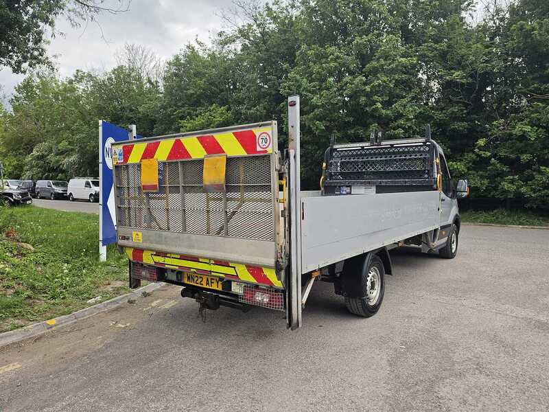 Ford Transit 2.0 350 EcoBlue Leader Dropside 2dr Diesel Manual RWD L4 Euro 6 (s/s) (130 ps) - U863