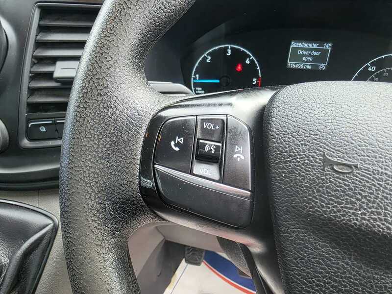 Ford Transit 2.0 350 EcoBlue Leader Dropside 2dr Diesel Manual RWD L4 Euro 6 (s/s) (130 ps) - U863