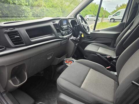 Ford Transit 2.0 350 EcoBlue Leader Dropside 2dr Diesel Manual RWD L4 Euro 6 (s/s) (130 ps) - U863