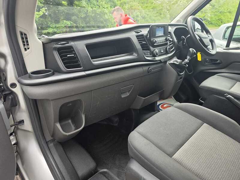Ford Transit 2.0 350 EcoBlue Leader Dropside 2dr Diesel Manual RWD L4 Euro 6 (s/s) (130 ps) - U863