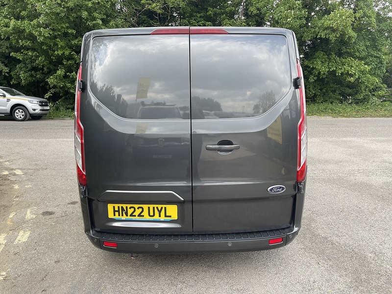 Ford Transit Custom Transit Custom Limited Panel Van 1 Manual Diesel - U867