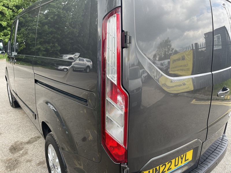 Ford Transit Custom Transit Custom Limited Panel Van 1 Manual Diesel - U867