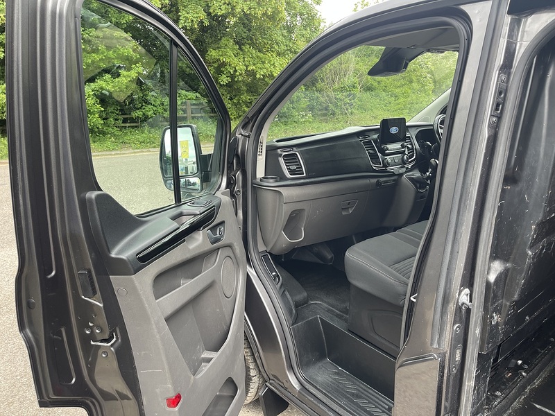 Ford Transit Custom Transit Custom Limited Panel Van 1 Manual Diesel - U867