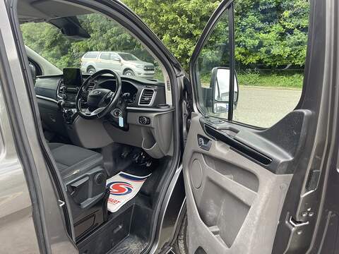Ford Transit Custom Transit Custom Limited Panel Van 1 Manual Diesel - U867