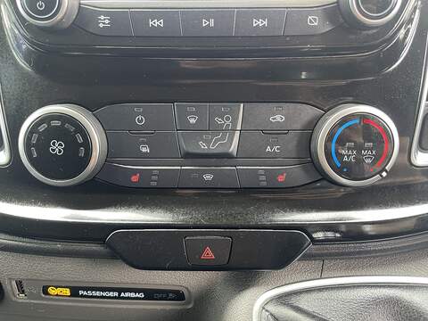 Ford Transit Custom Transit Custom Limited Panel Van 1 Manual Diesel - U867