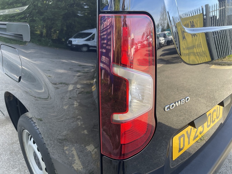Vauxhall Combo 1.5 Turbo D 2300 Prime L2 H1 Euro 6 (s/s) 6dr - U871