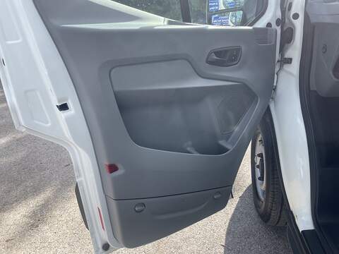 Ford Transit 2.0 350 EcoBlue FWD L2 H3 Euro 6 5dr - U879