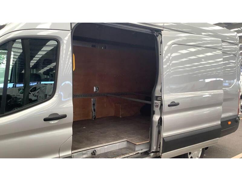 Ford Transit 2.0 350 EcoBlue Trend RWD L4 H3 Euro 6 (s/s) 5dr - U881