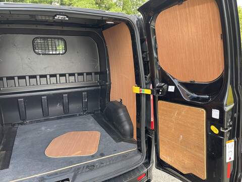 Ford Transit Custom 2.0 300 EcoBlue Limited Crew Van Auto L1 H1 Euro 6 (s/s) 5dr - U884